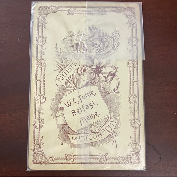 Lot of 8 Antique CDV / Cabinet Card Photos of Men, Women, & Children - Picture 16 of 16